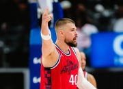 ac米兰体育官网-快船横扫国王，莱昂纳德首发复出大放异彩