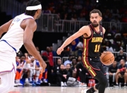 米兰体育官网-老鹰再胜尼克斯，继续保持热门