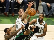 米兰体育网页版-雄鹿力克凯尔特人，安特托昆博砍27分