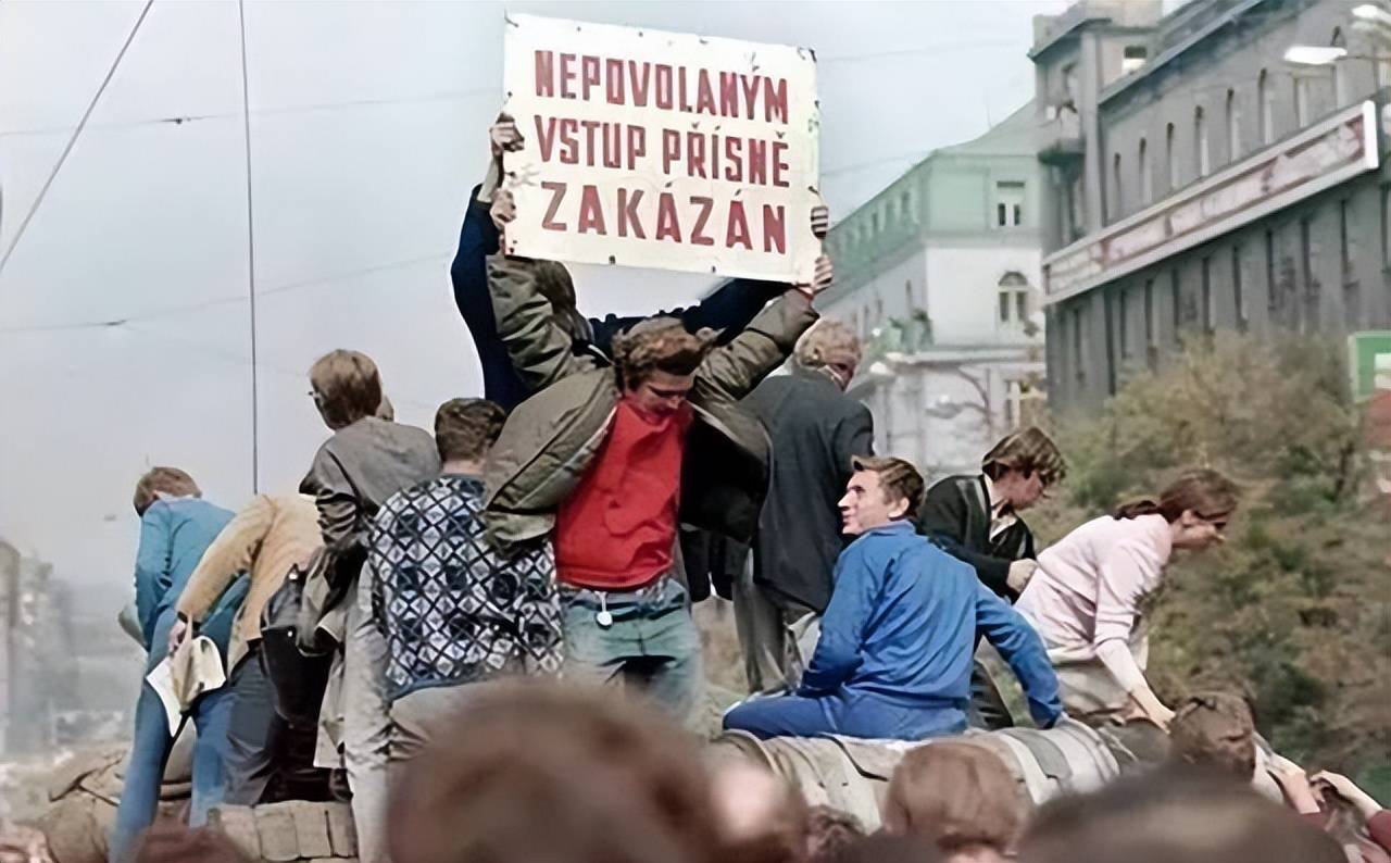 关于捷克迎战斯洛伐克两队实力不相上下的信息 关于捷克迎战斯洛伐克两队实力不相上下的信息