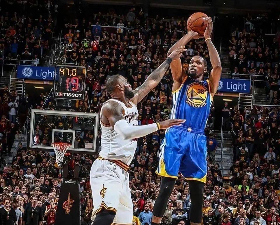 NBA巨星对决詹姆斯vs杜兰特 NBA巨星对决詹姆斯vs杜兰特