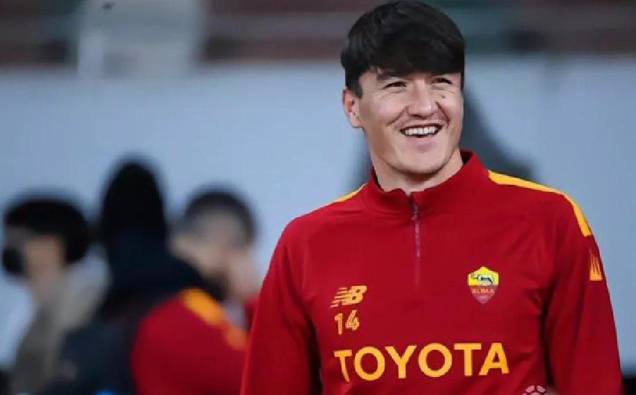 卡利亚里球员合力防守，全队士气高涨的简单介绍