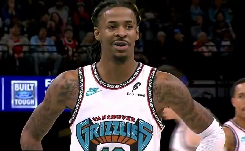 开拓者主场击败灰熊,重返西部前八 开拓者主场击败灰熊,重返西部前八