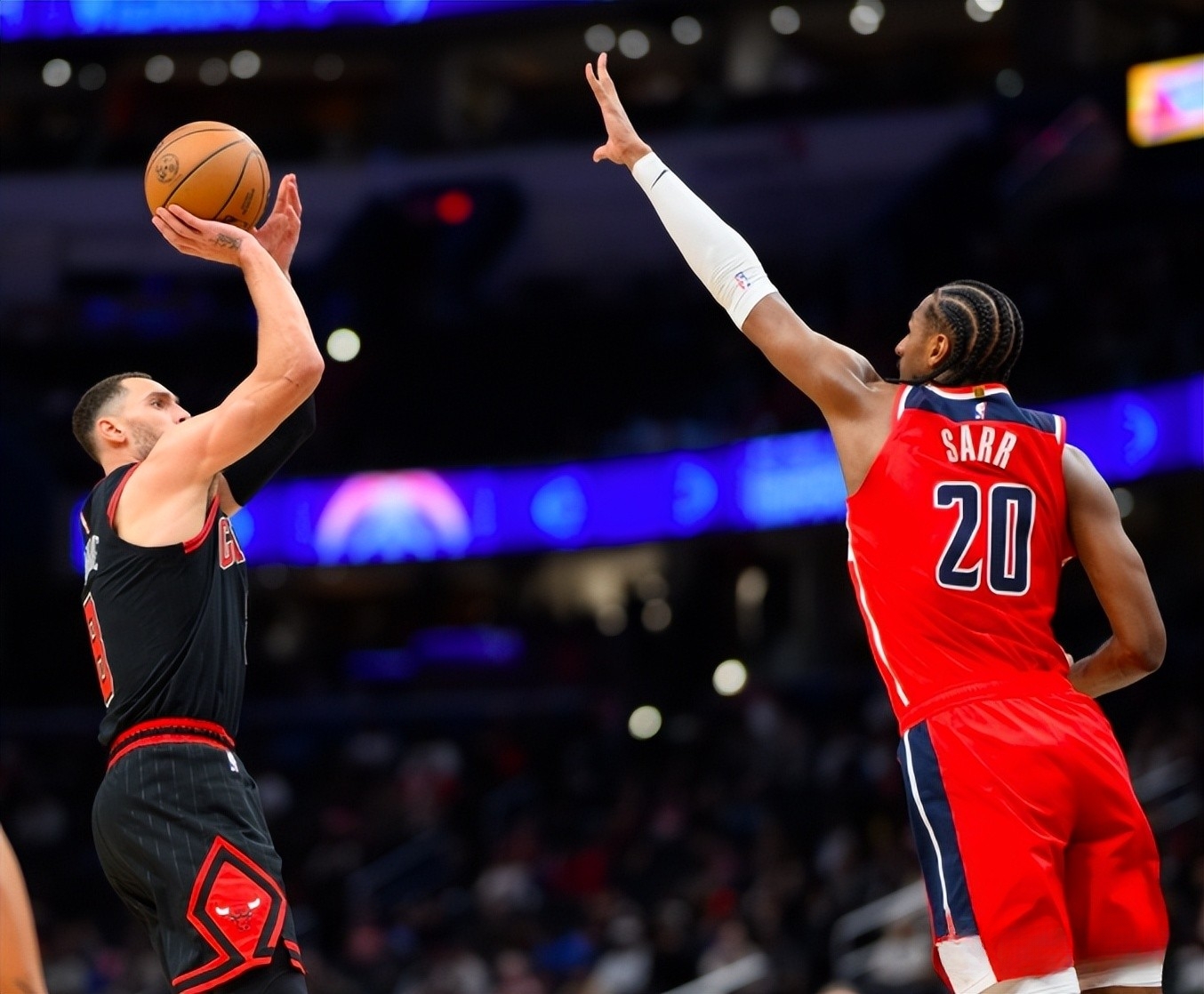 公牛击败灰熊，拉文砍下全场最高34分的简单介绍