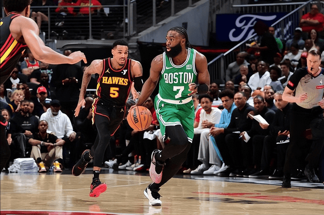 勇士客场击败老鹰,穆雷砍下28分 勇士客场击败老鹰,穆雷砍下28分