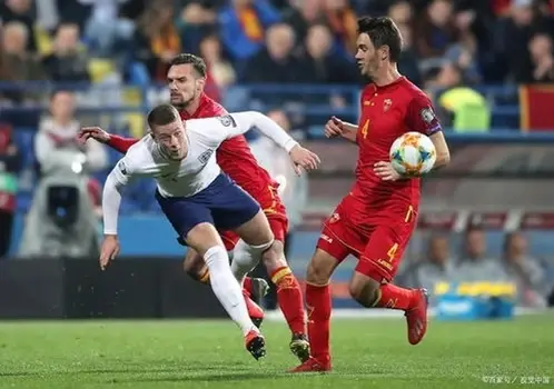 欧预赛胜负未定,球队拼尽全力 欧预赛胜负未定,球队拼尽全力