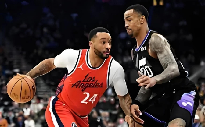 快船赢下爵士取得胜利